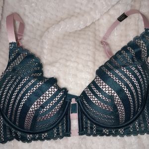 Victoria secret 32C bra